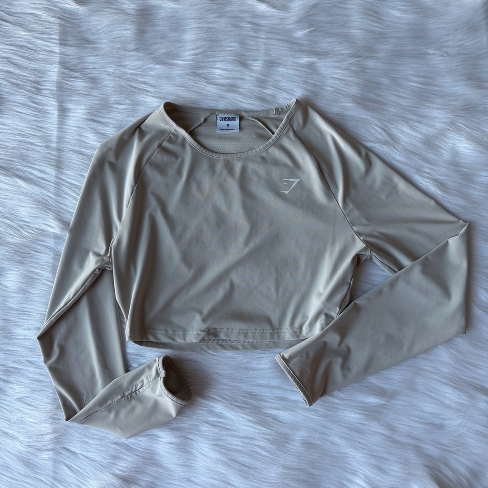 ❌SOLD❌Gymshark beige cropped long sleeve